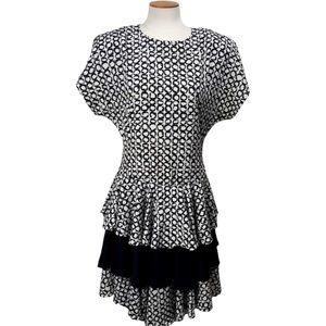 80s Day Dress with Drop Waist Tiered Skirt in Abstract Swirl Fits Size Medium